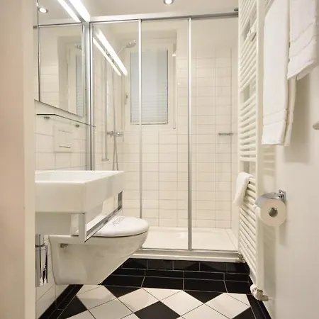Fantastic Near - Flower 02 Apartment Zurich
